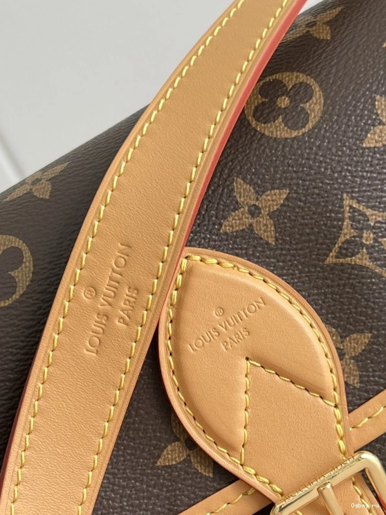 VUITTON LOUIS Nano Diane 0715